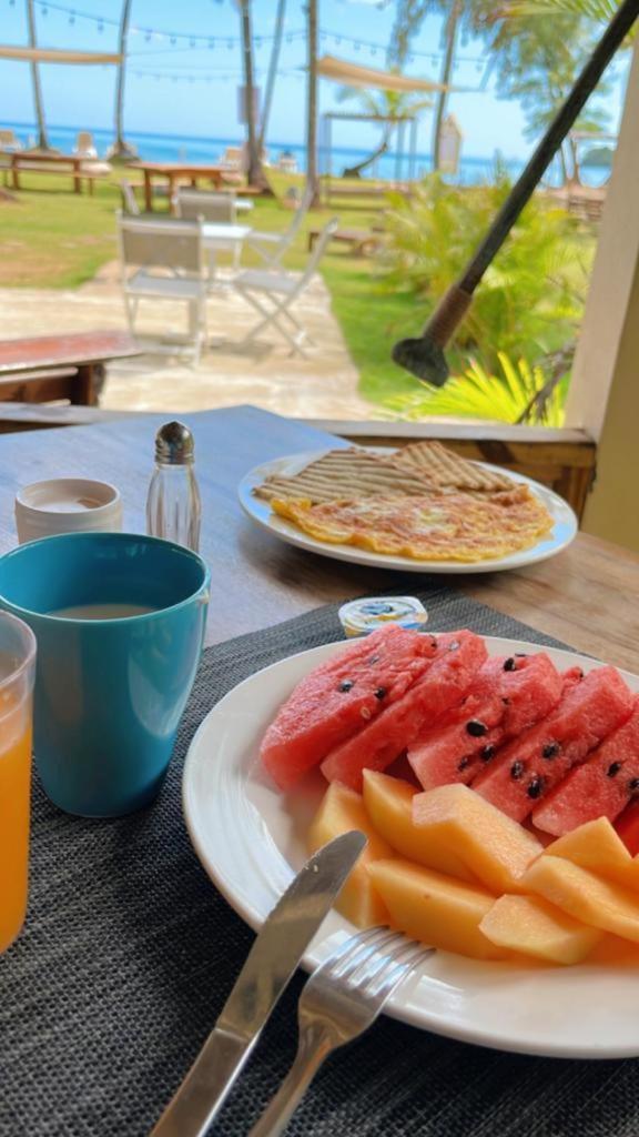 Casa Grande Hotel Restaurant لاس تاريناس المظهر الخارجي الصورة